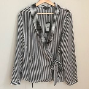 ADRIANNA PAPELL black and white stripe wrap blouse